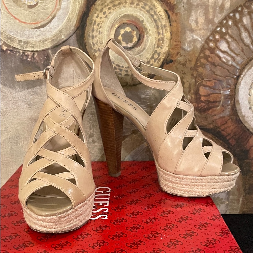 Guess Light Natural Leather Heels - Picture 4 of 10